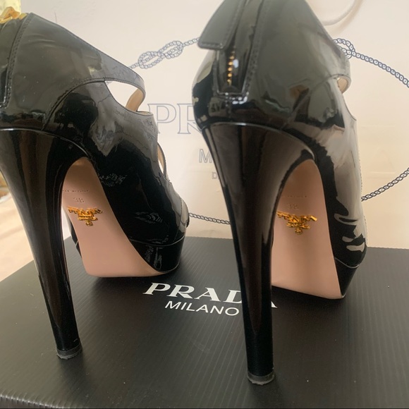 PRADA gorgeous stilettos - Picture 2 of 5